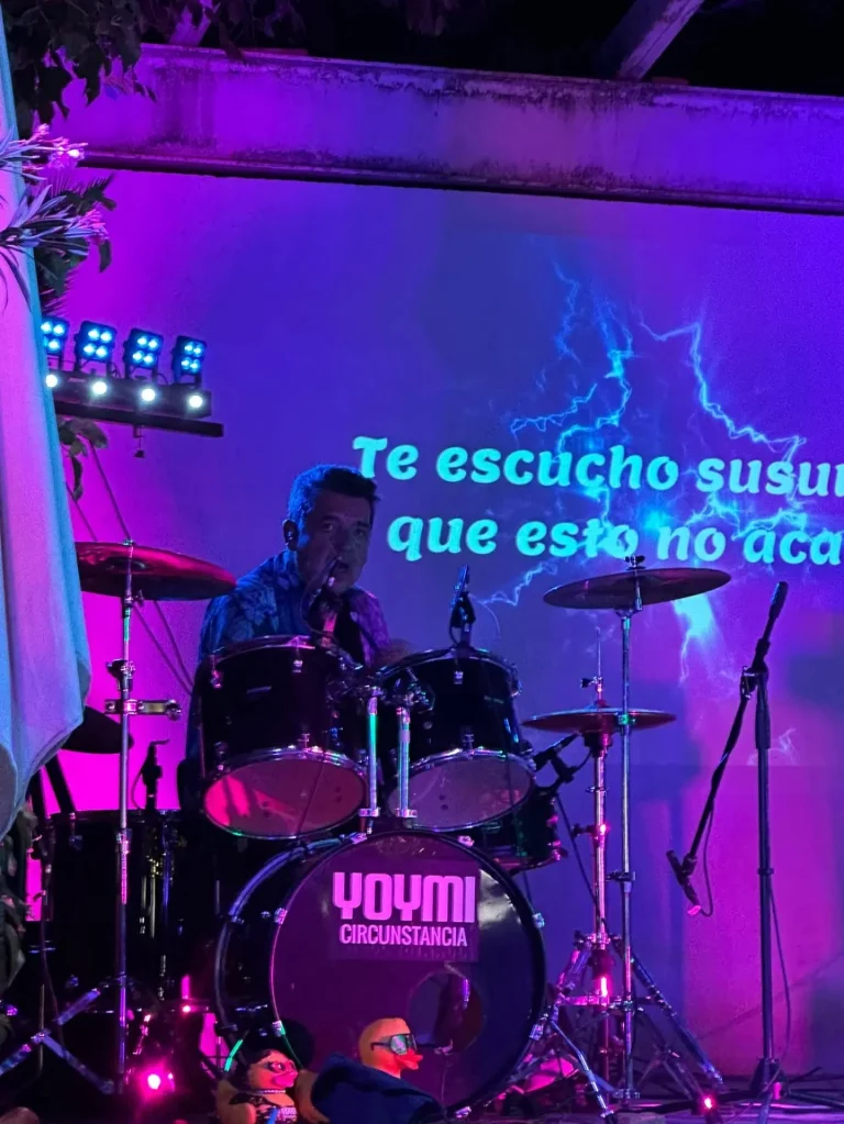 Instagram post from yoymicircunstancia.banda. This post is in position 6.