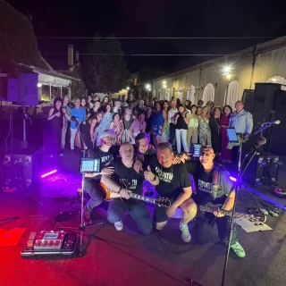 Instagram post from yoymicircunstancia.banda. This post is in position 5.