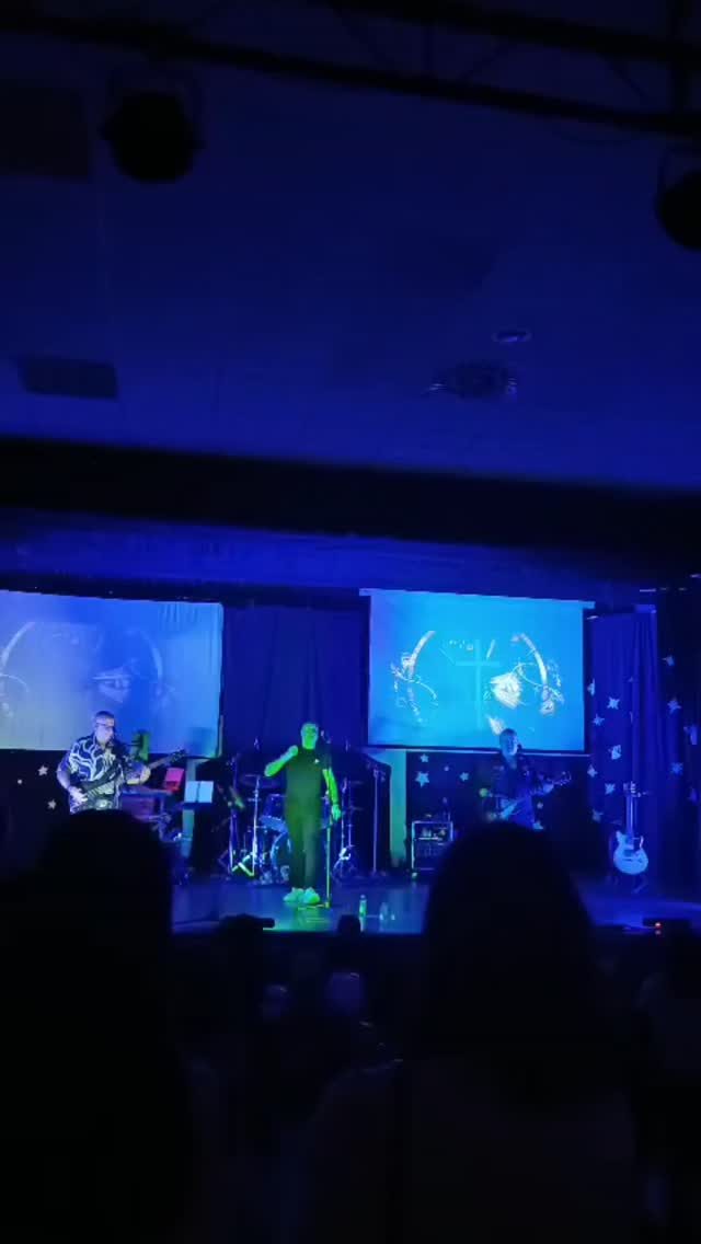 Instagram post from yoymicircunstancia.banda. This post is in position 10.