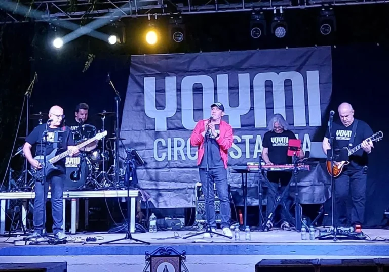 Instagram post from yoymicircunstancia.banda. This post is in position 2.
