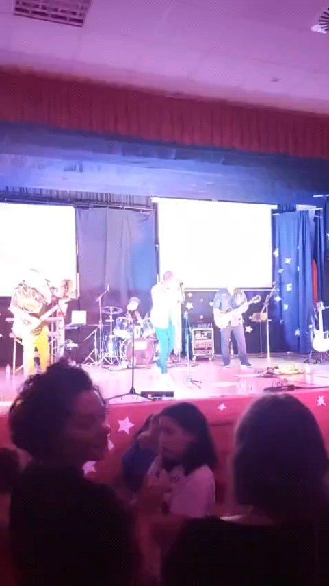 Instagram post from yoymicircunstancia.banda. This post is in position 12.